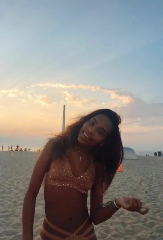 5. Beautiful Jada Wesley in Sexy Pink Bikini at the Beach