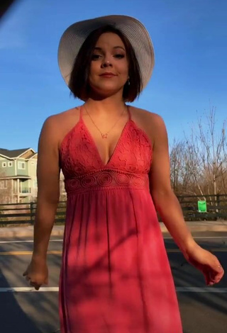 4. Sexy Jasmine Soliz in Red Dress