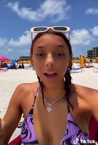 3. Sexy Jasmine Gonzalez in Bikini at the Beach