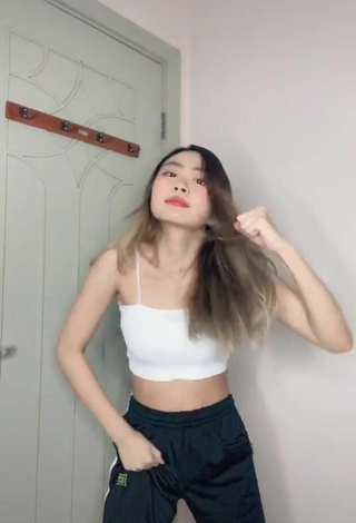 4. Sexy Jessie Renata in White Crop Top