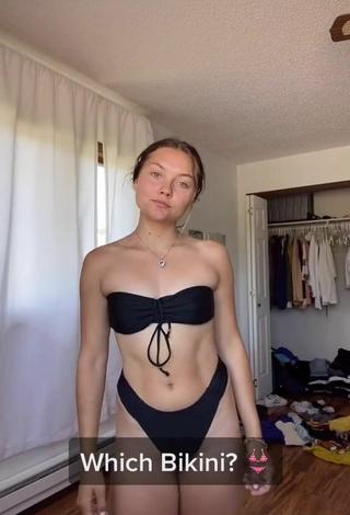 3. Sexy Katy Hedges in Bikini