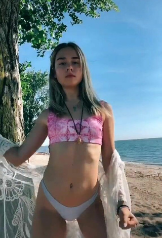 Beautiful Kenna Bates in Sexy Bikini at the Beach