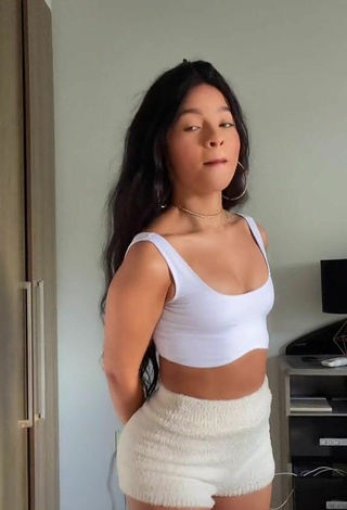 Sweetie Carol Mamprin in White Crop Top and Bouncing Tits