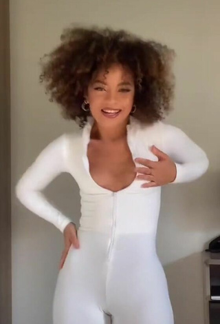 4. Sexy Carol Mamprin Shows Cleavage in White Overall