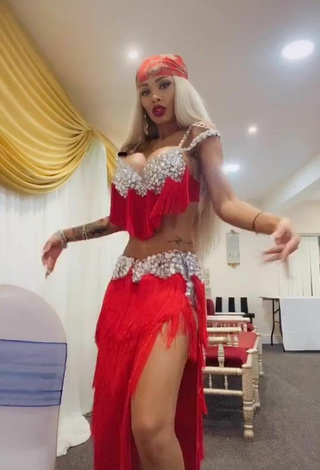 Beautiful Cristina Pucean Shows Cleavage in Sexy Bra while doing Belly Dance