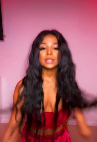 Seductive Destinee Faire Shows Cleavage in Red Crop Top while Twerking