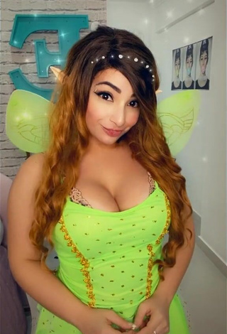 Hottest Emanuelly Raquel Shows Cosplay
