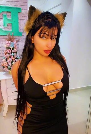 Hot Emanuelly Raquel Shows Cleavage in Black Dress and Bouncing Boobs