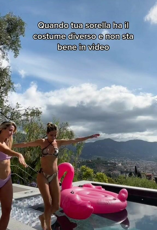 Giovanna&Francesca&Valentina (@goglinosisters) - Nude and Sexy Videos on TikTok