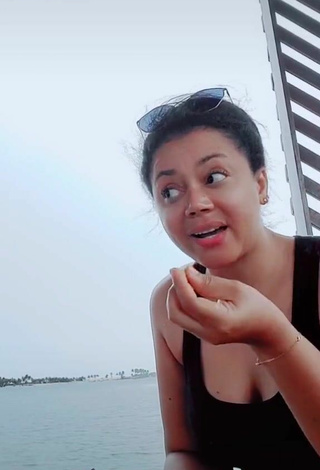 4. Hot Nadia Buari Shows Cleavage