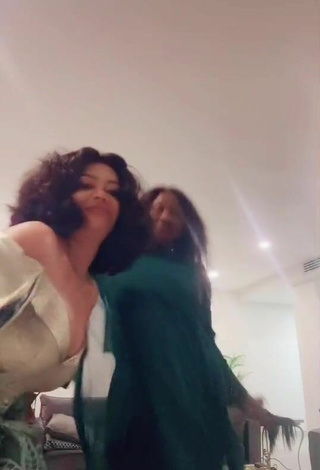 4. Sexy Nadia Buari Shows Cleavage