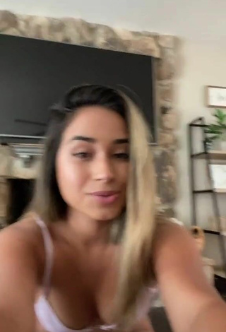 1. Sexy Jasmin Acosta Shows Cleavage in White Bikini