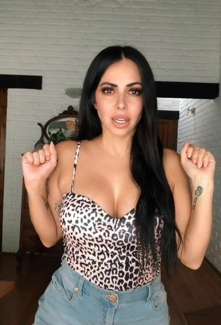 4. Hot Jimena Sánchez Shows Cleavage in Leopard Top