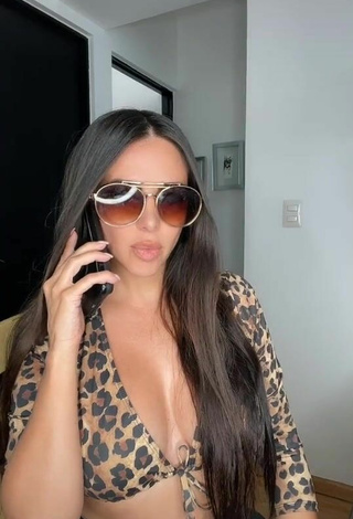 Sexy Jimena Sánchez Shows Cleavage in Leopard Crop Top