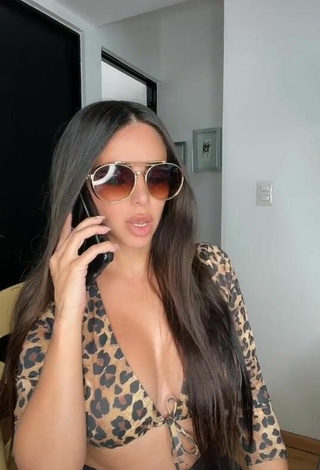 6. Sexy Jimena Sánchez Shows Cleavage in Leopard Crop Top