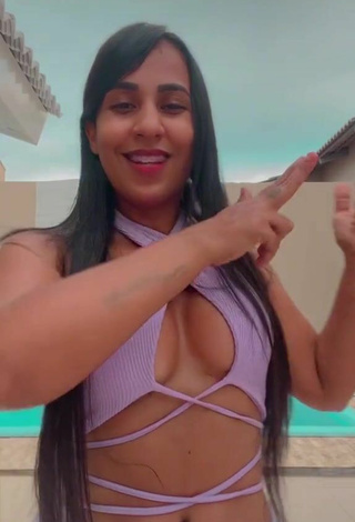 4. Sexy Karollyny Campos Shows Cleavage in Purple Crop Top