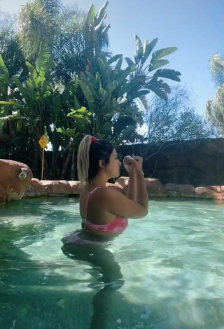 3. Sweetie Katrina Stuart in Pink Bikini Top at the Swimming Pool