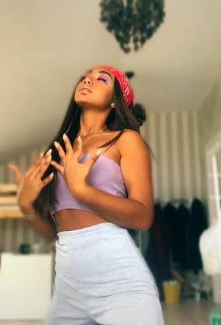 2. Sexy Elizabeth Anorue in Purple Tube Top and Bouncing Boobs