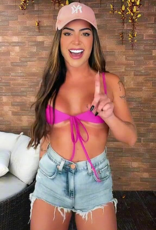 Hot Luana Targinno Shows Cleavage in Pink Bikini Top