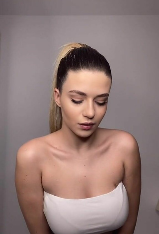 6. Sexy Maraognean in White Tube Top