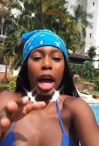 3. Cute MC Soffia in Blue Bikini Top and Bouncing Breasts