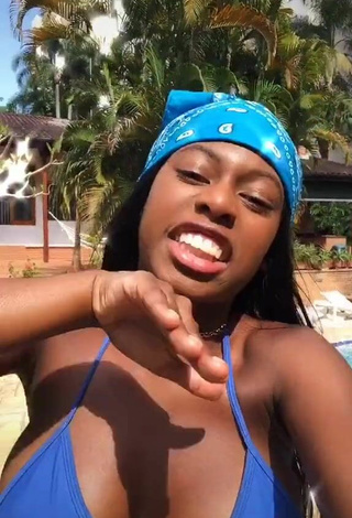 5. Cute MC Soffia in Blue Bikini Top and Bouncing Breasts