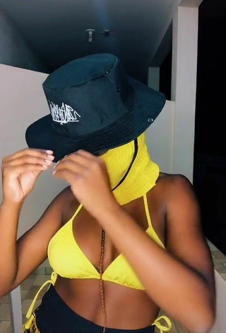 Hot MC Soffia Shows Cleavage in Yellow Bikini Top and Bouncing Tits