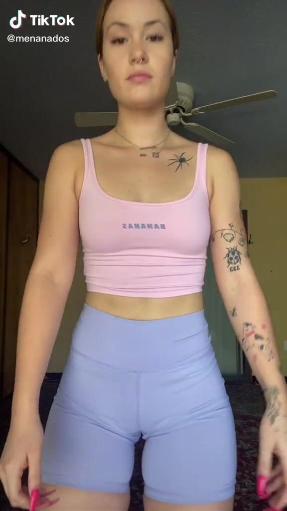 Hot Menanados Shows Cameltoe sexyfilter