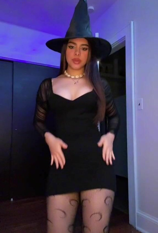 Sexy Naomi in Black Dress
