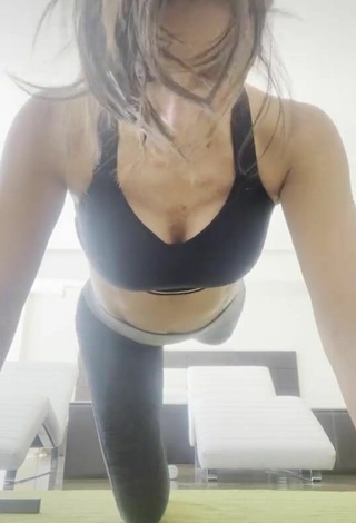 2. Sexy Paola Rojas in Black Leggings