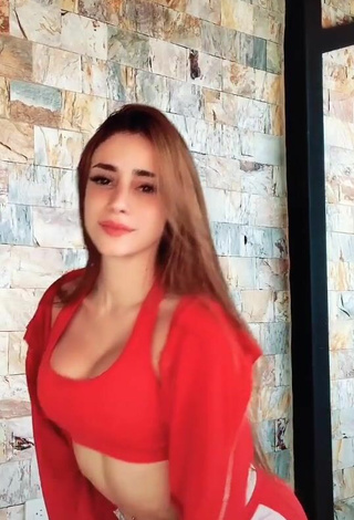 3. Hottest Poleth Villalba Shows Cleavage in Red Crop Top