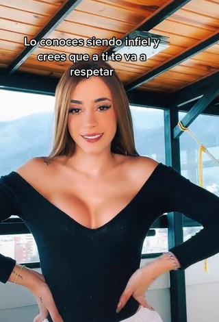 5. Hot Poleth Villalba Shows Cleavage in Black Top