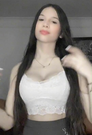 Sexy Yojana Hoyos Shows Cleavage in White Crop Top and Bouncing Breasts
