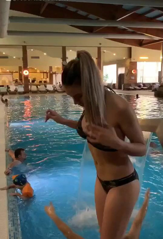 2. Beautiful Roberta Salatioan in Sexy Black Bikini at the Pool