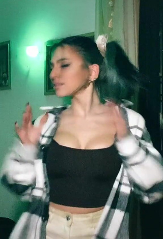 3. Sweet Valentiina Shows Cleavage in Cute Black Crop Top and Bouncing Boobs