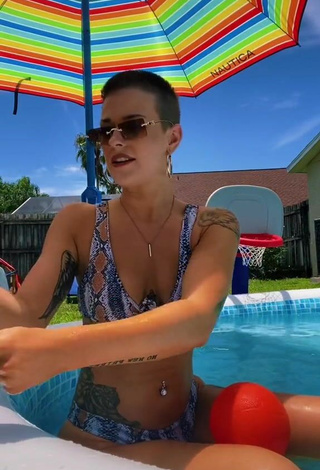 5. Sexy Aaryn MJ in Snake Print Bikini at the Pool