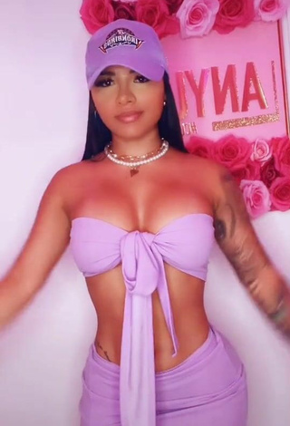 Beautiful Anyuri Lozano Shows Cleavage in Sexy Purple Crop Top