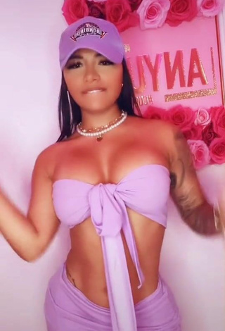 6. Beautiful Anyuri Lozano Shows Cleavage in Sexy Purple Crop Top