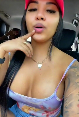 Hot Anyuri Lozano Shows Cleavage in Top in a Car