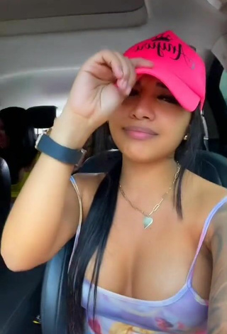 3. Hot Anyuri Lozano Shows Cleavage in Top in a Car