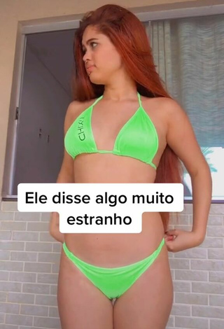6. Hot Brenda Campos in Green Bikini