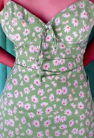 3. Sexy Brenda Campos in Floral Dress