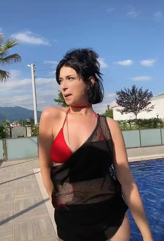 5. Hot Eda Aleyna in Red Bikini Top at the Swimming Pool