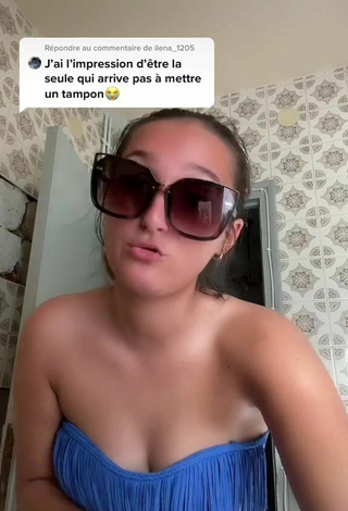 4. Sexy Eva Cstt Shows Cleavage in Blue Bikini Top