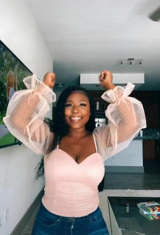 5. Beautiful Airionna Lynch Shows Cleavage in Sexy Pink Top and Bouncing Boobs