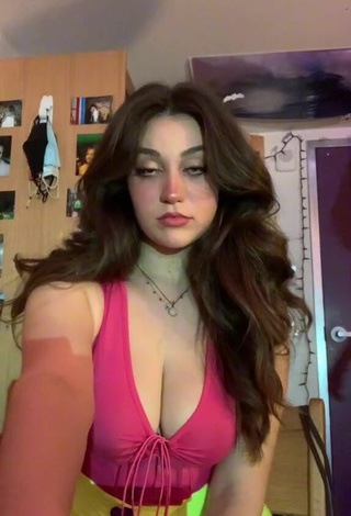 Really Cute Simone Shows Cleavage