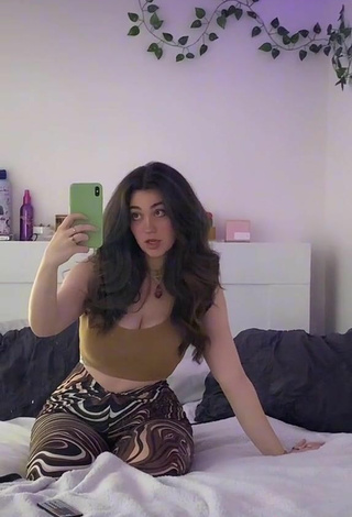 5. Beautiful Simone Shows Cleavage in Sexy Olive Crop Top
