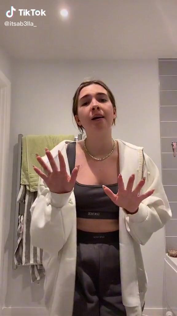 Sexy Bella Hill in Black Crop Top and Bouncing Boobs | sexyfilter.com