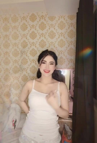 2. Sexy Karen Anne Tuazon in White Top