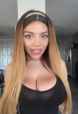 Katiana Kay Shows her Alluring Cleavage and Bouncing Boobs